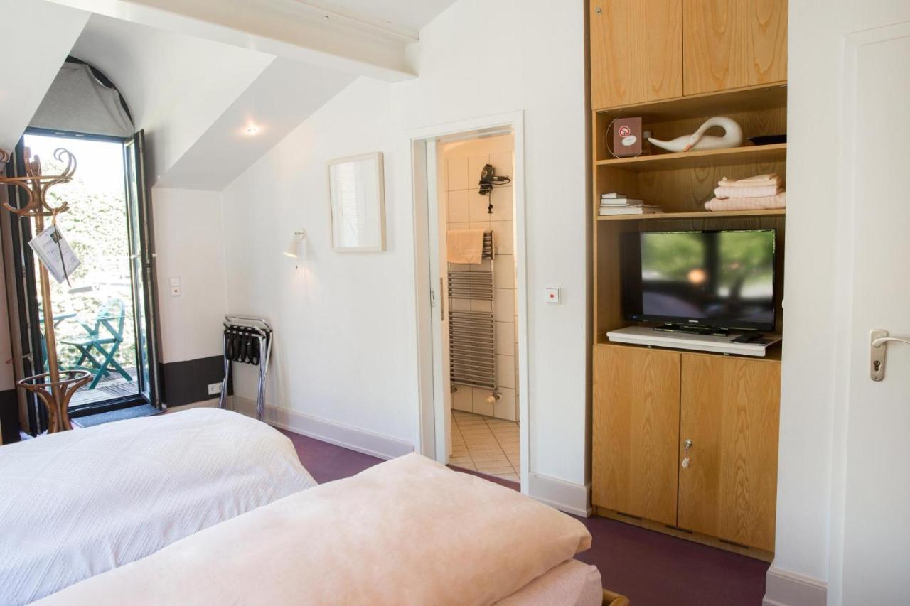 Air Boardinghouse Tulip Stockum, Zu Fuß - 3 Minuten Zur Messe Gasthof Düsseldorf