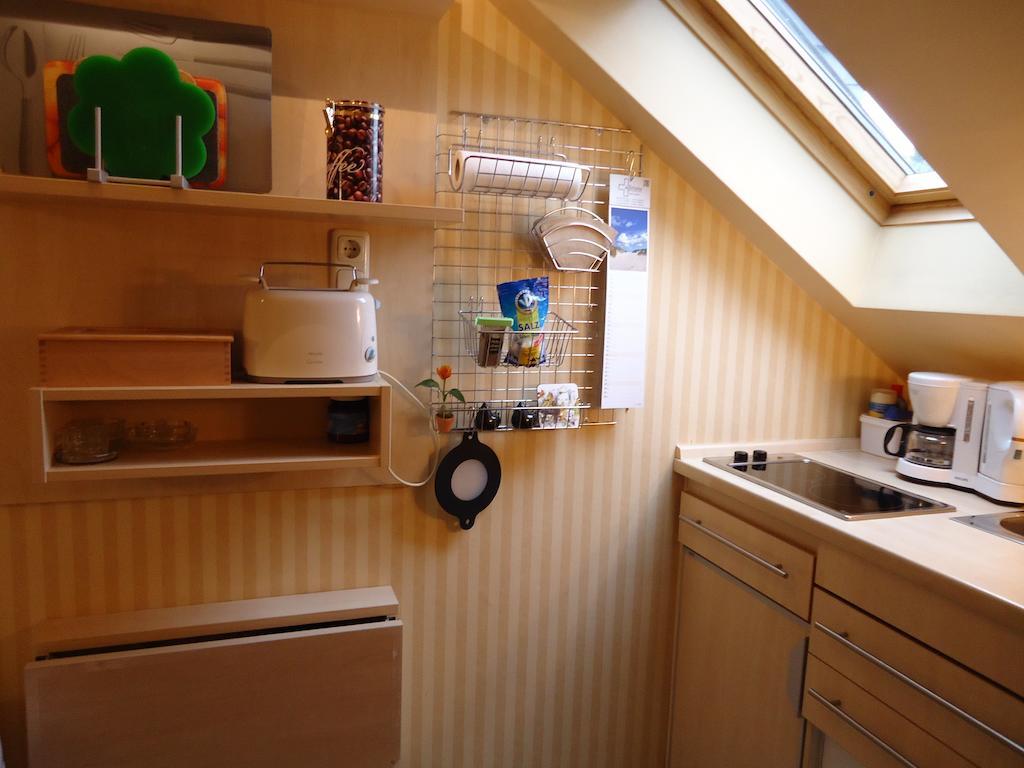 Gasthuis Air Boardinghouse Tulip Stockum, Zu Fuss - 3 Minuten Zur Messe 4*