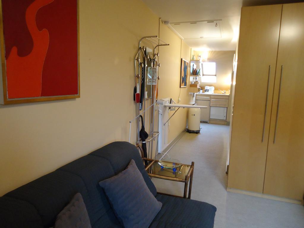 Air Boardinghouse Tulip Stockum, Zu Fuss - 3 Minuten Zur Messe Düsseldorf