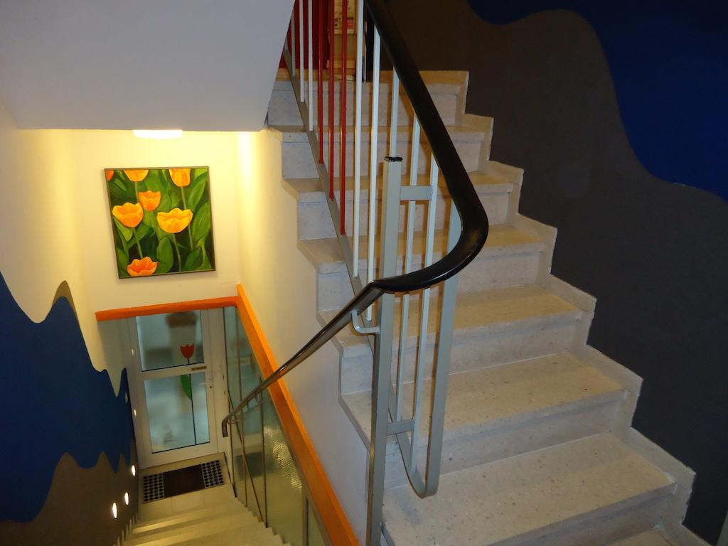 Gasthuis Air Boardinghouse Tulip Stockum, Zu Fuss - 3 Minuten Zur Messe 4*